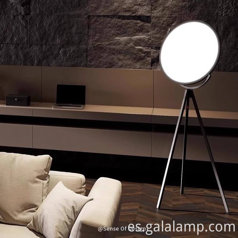 adjustable-led-tripod-lamp-for-modern-office